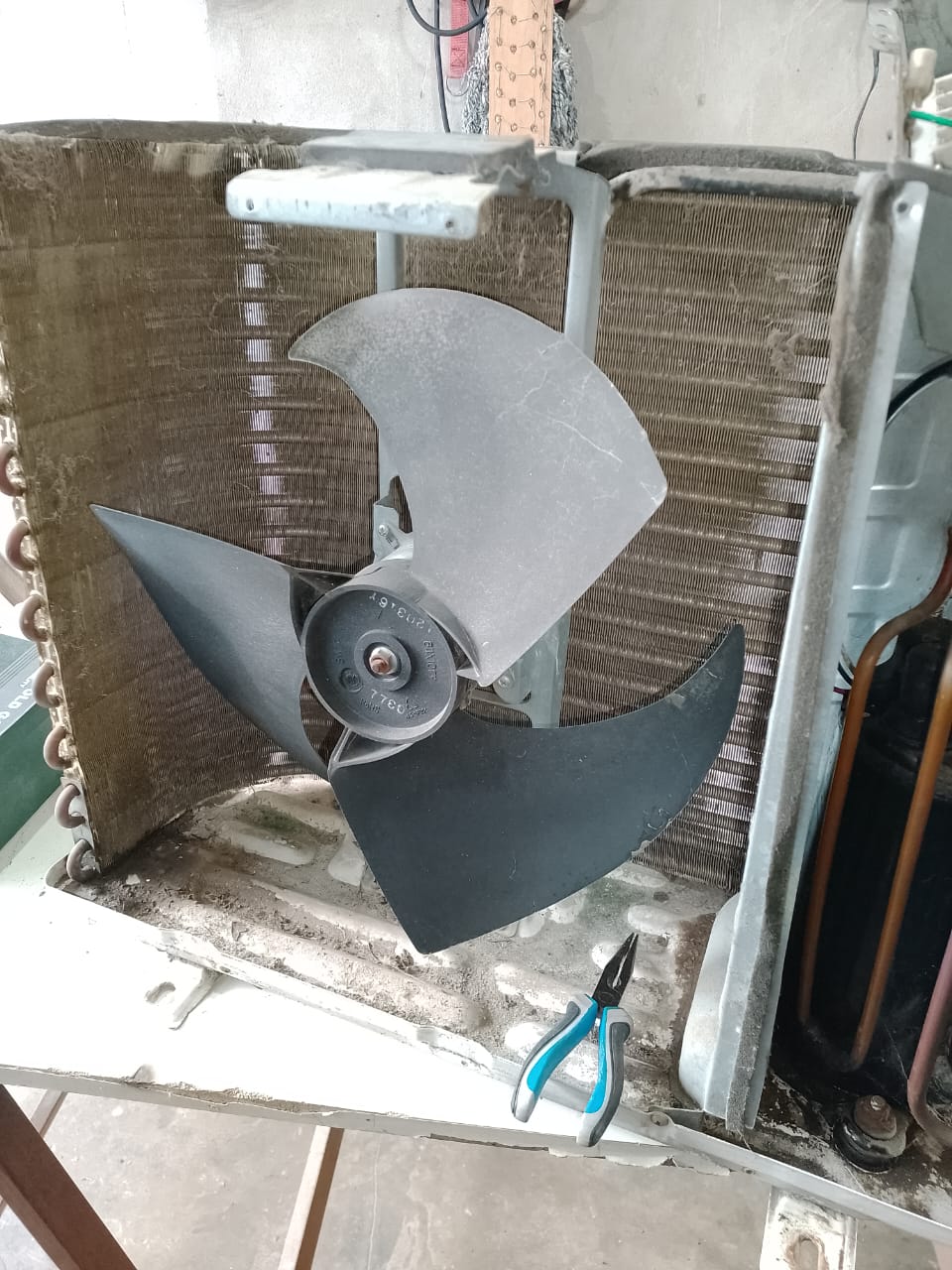 Trabajo realizado por Cesar & Javier - Refrigeración